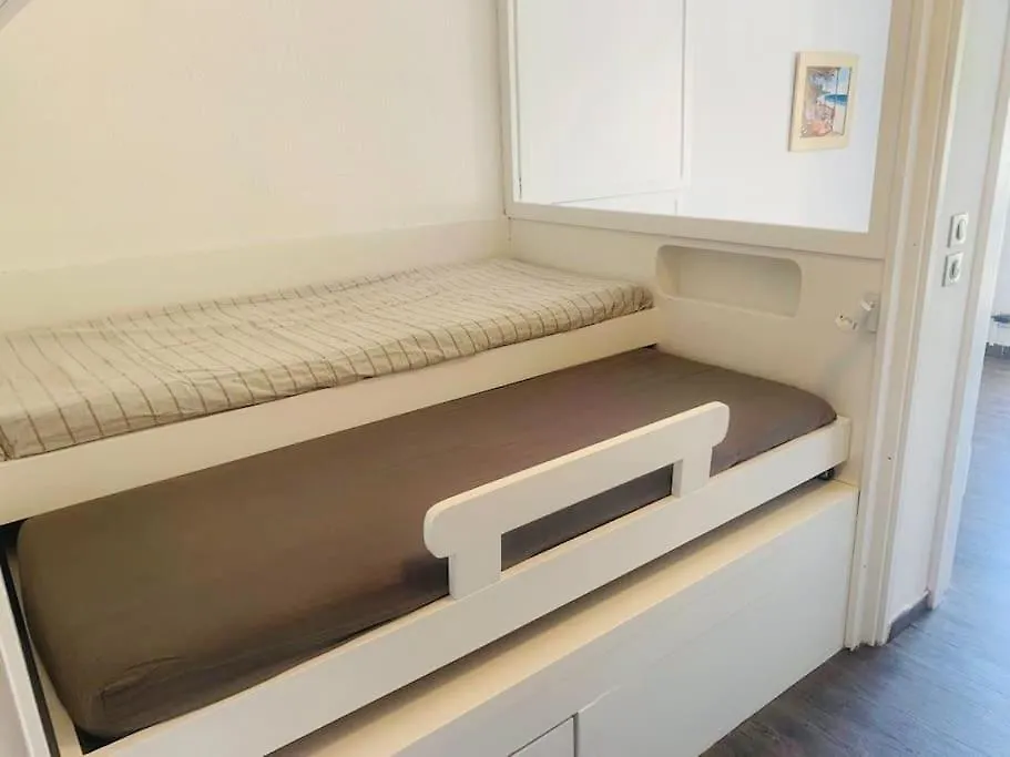 Apartment Studio Port Hyeres Confort Terrasse/Parking Prive